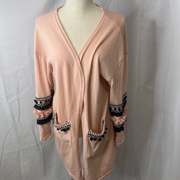 And the why dusty pink cardigan large - Picture 2 of 13